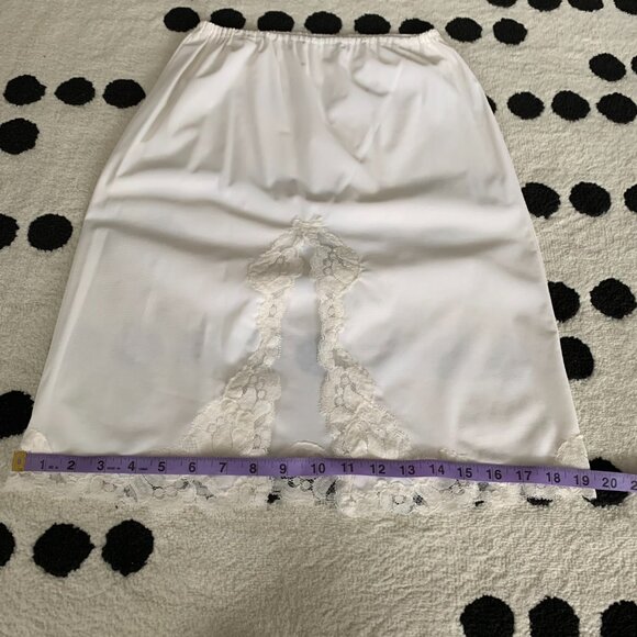 Vintage Slip Skirt Small White Embroidered Lace Slit Hem Knee Length - Picture 10 of 11